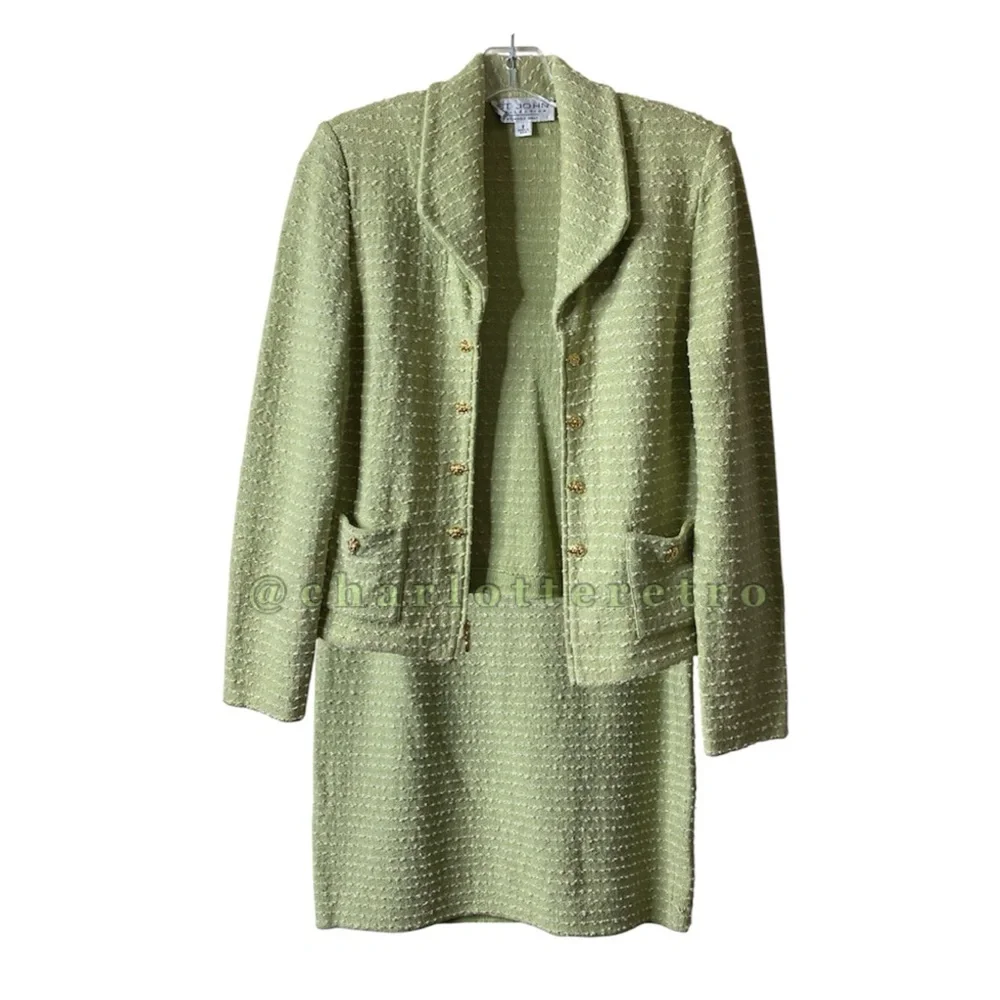 St. John • Santana Knit Green Boucle Skirt Suit • USA